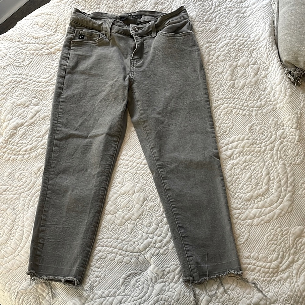 KanCan Gray Anckle/Cropped Jeans